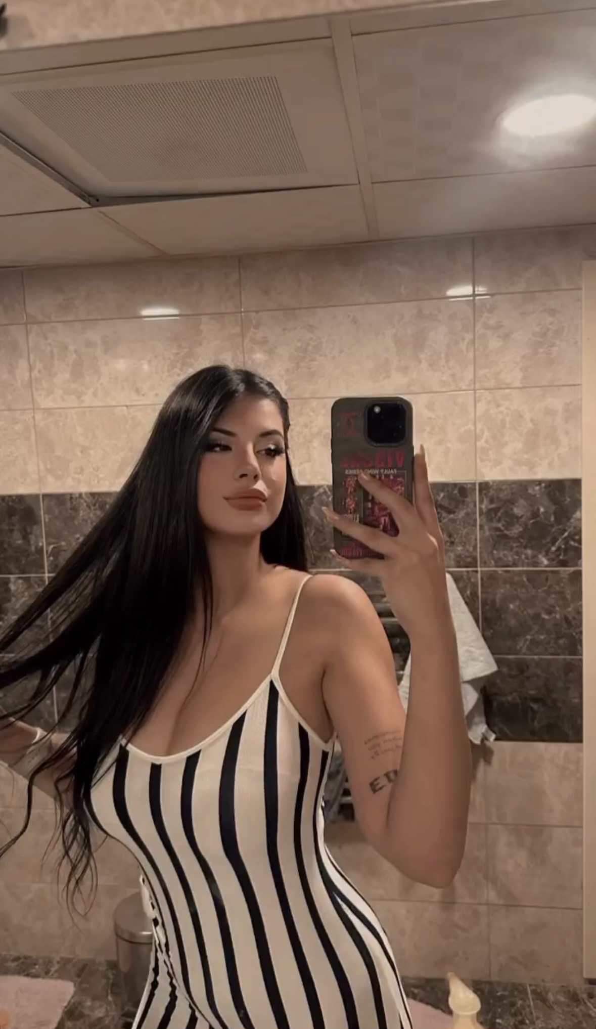 Sırataşlar Zarif Partner Escort Eylem