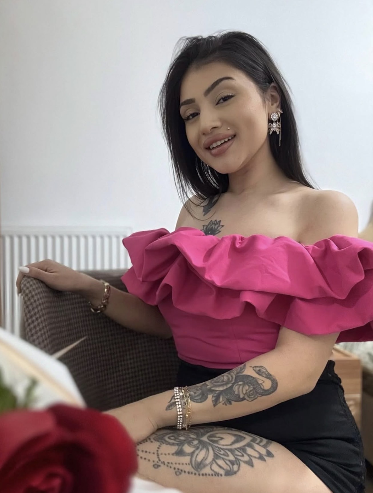 Elmalı Huzur Dolu Kadın Escort Ece