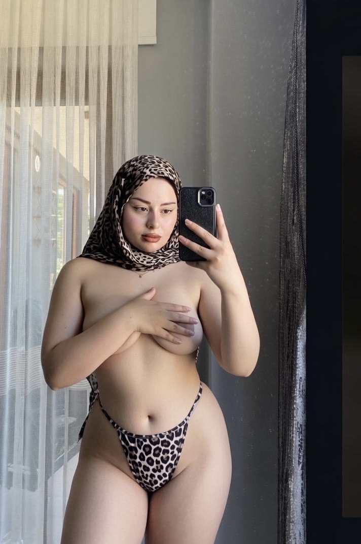 Kavaklı Türbanlı Bayan Escort Amina