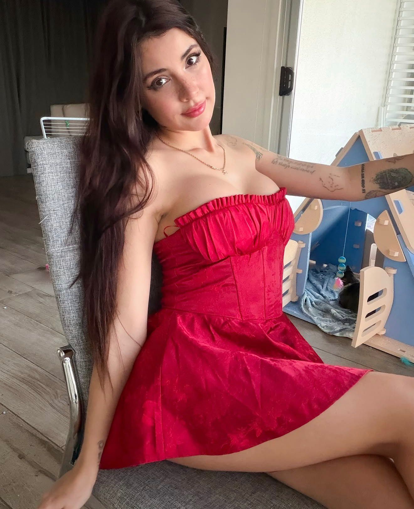 Sırataşlar Şaşırtıcı Bayan Escort Bayan Dafne
