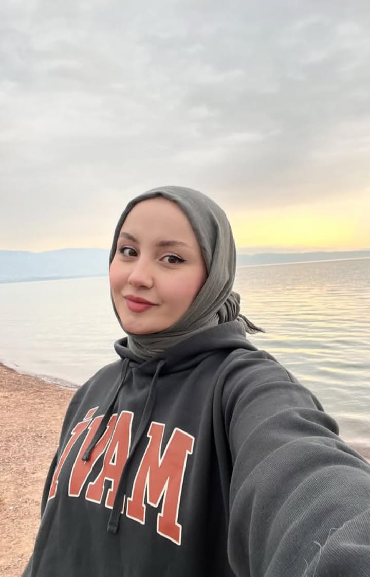 Gümüşdamla Sakso Uzmanı Bayan Escort Fatoş